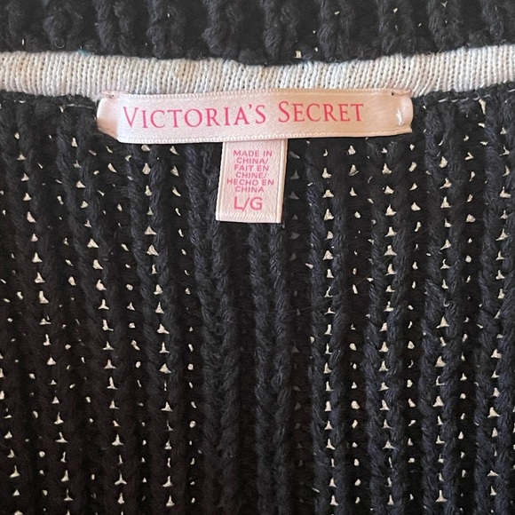 Victoria’s Secret Black Knit Sleeveless Sweater Vest Size Large - Picture 3 of 5
